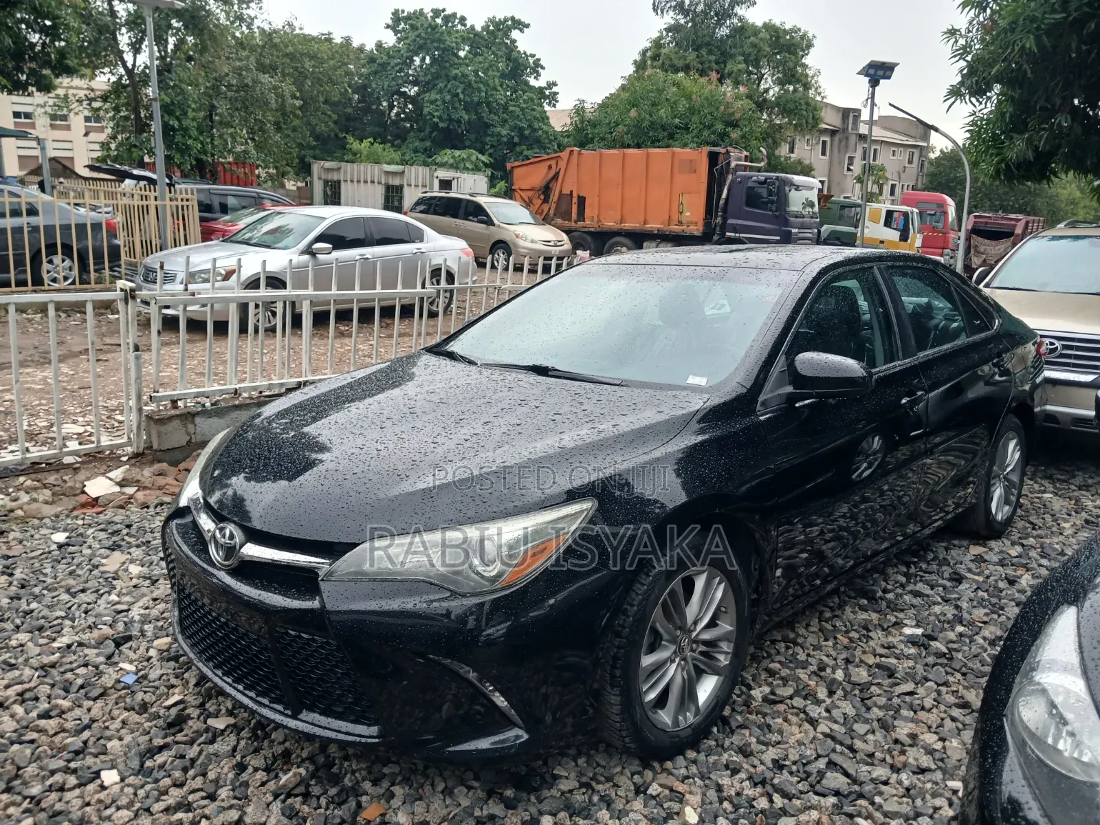 Toyota Camry 2016 Black