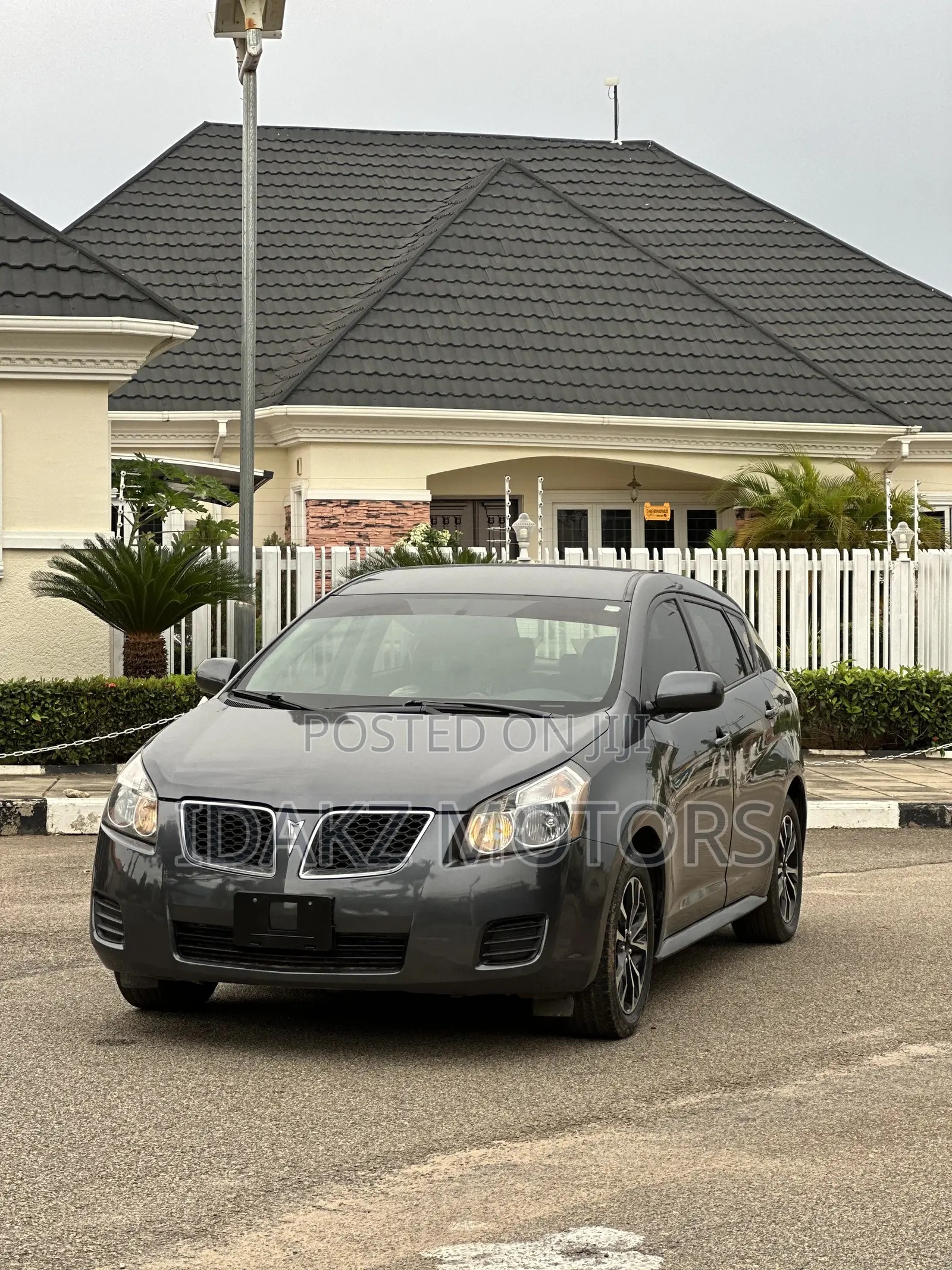 Pontiac Vibe 1.8L 2009 Gray