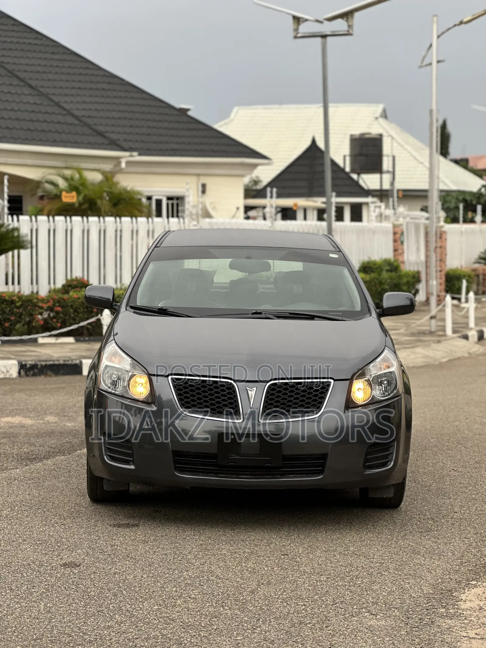 Pontiac Vibe 1.8L 2009 Gray