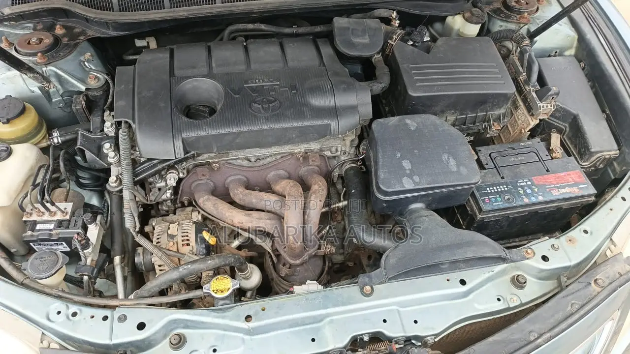Toyota Camry 2010 Green