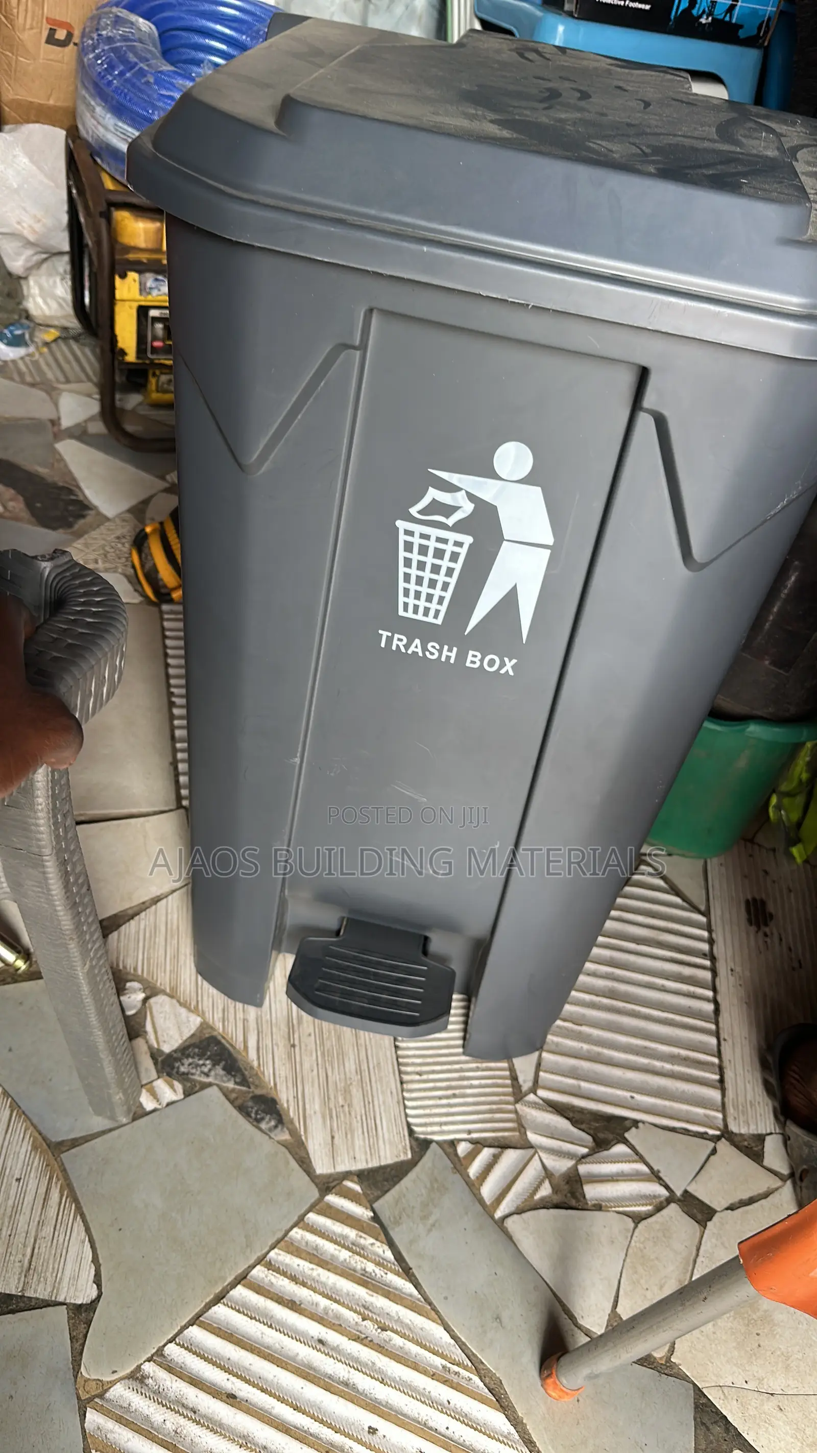 80l Plastic Pedal Trash Box Bin