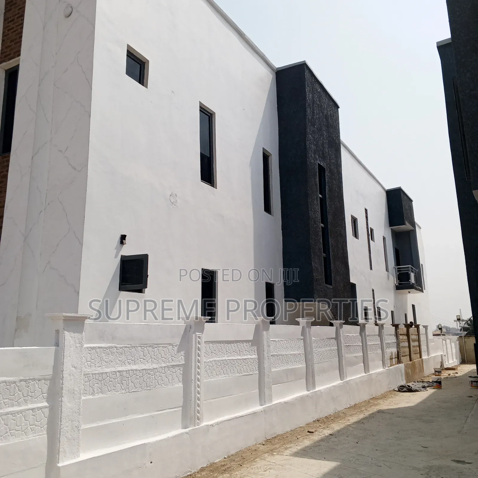 4bdrm Duplex in Engineer Lere Adigun for rent