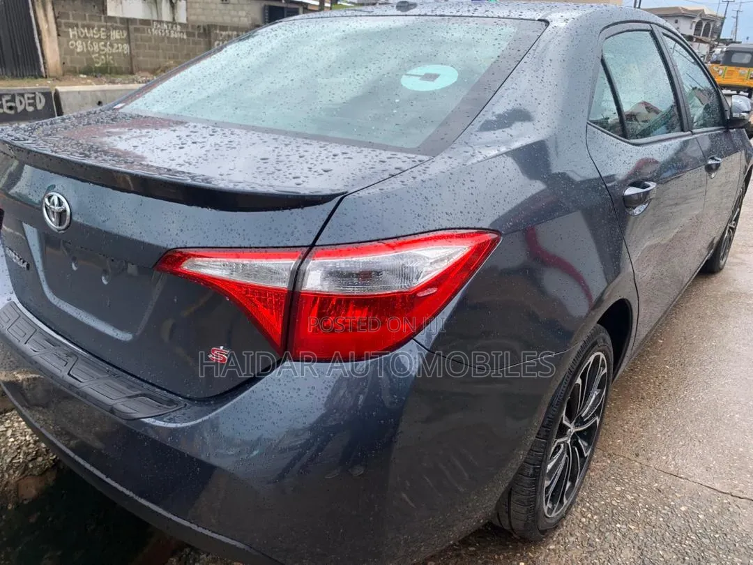 Toyota Corolla 2014 Gray