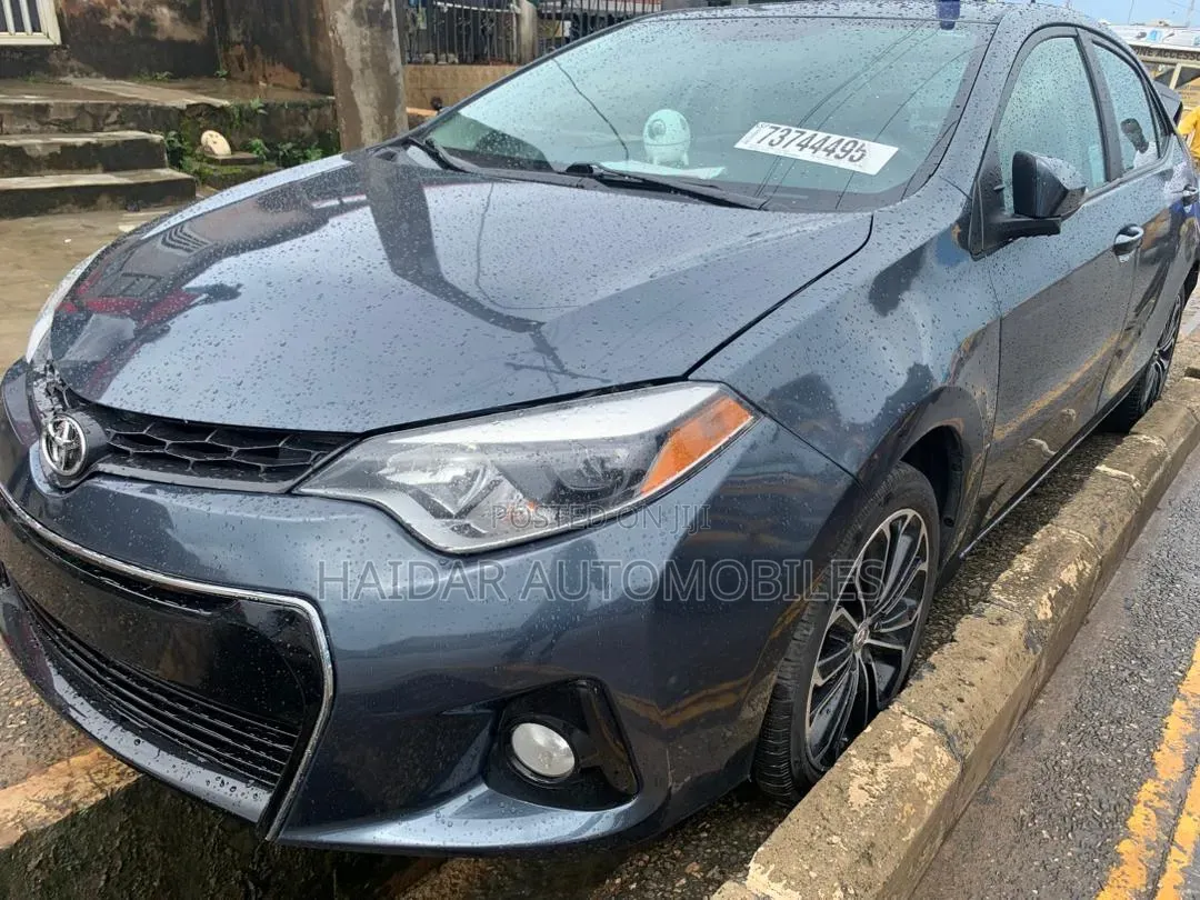 Toyota Corolla 2014 Gray