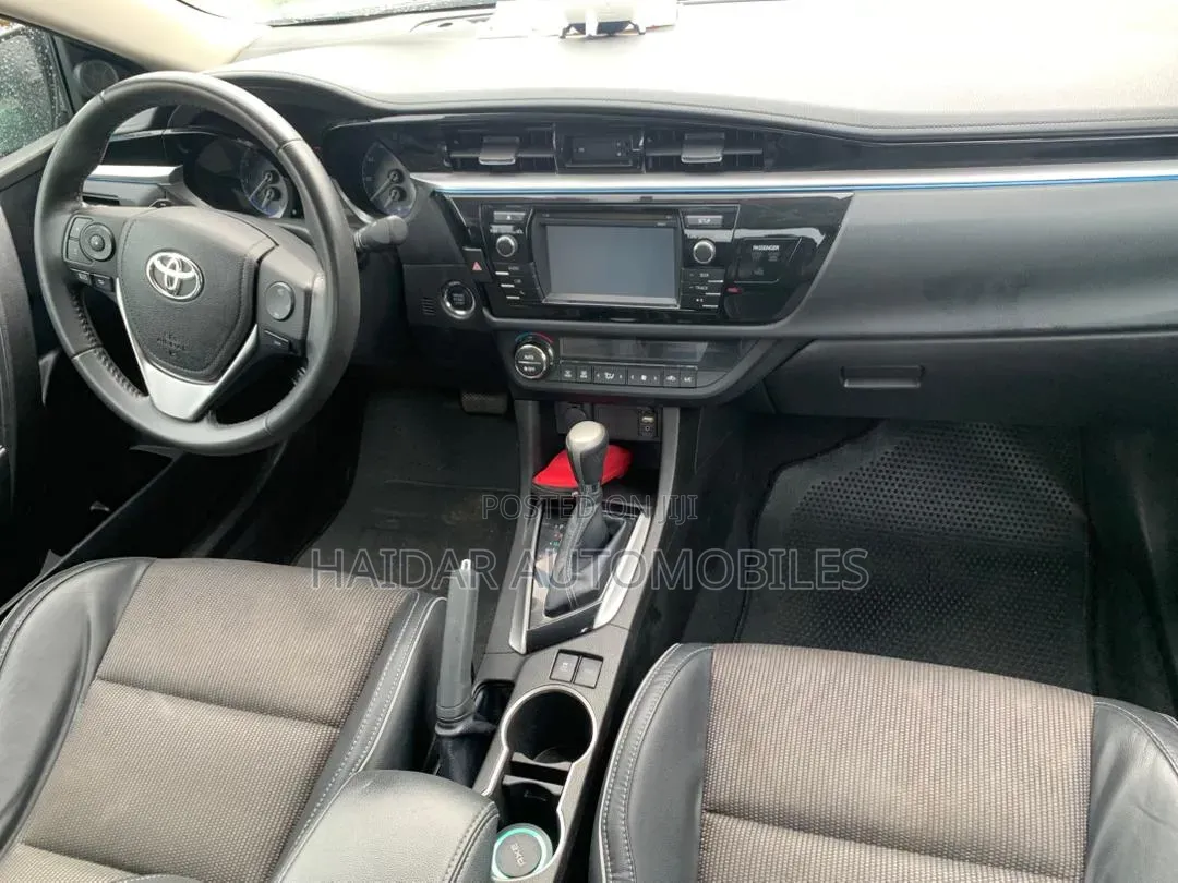 Toyota Corolla 2014 Gray