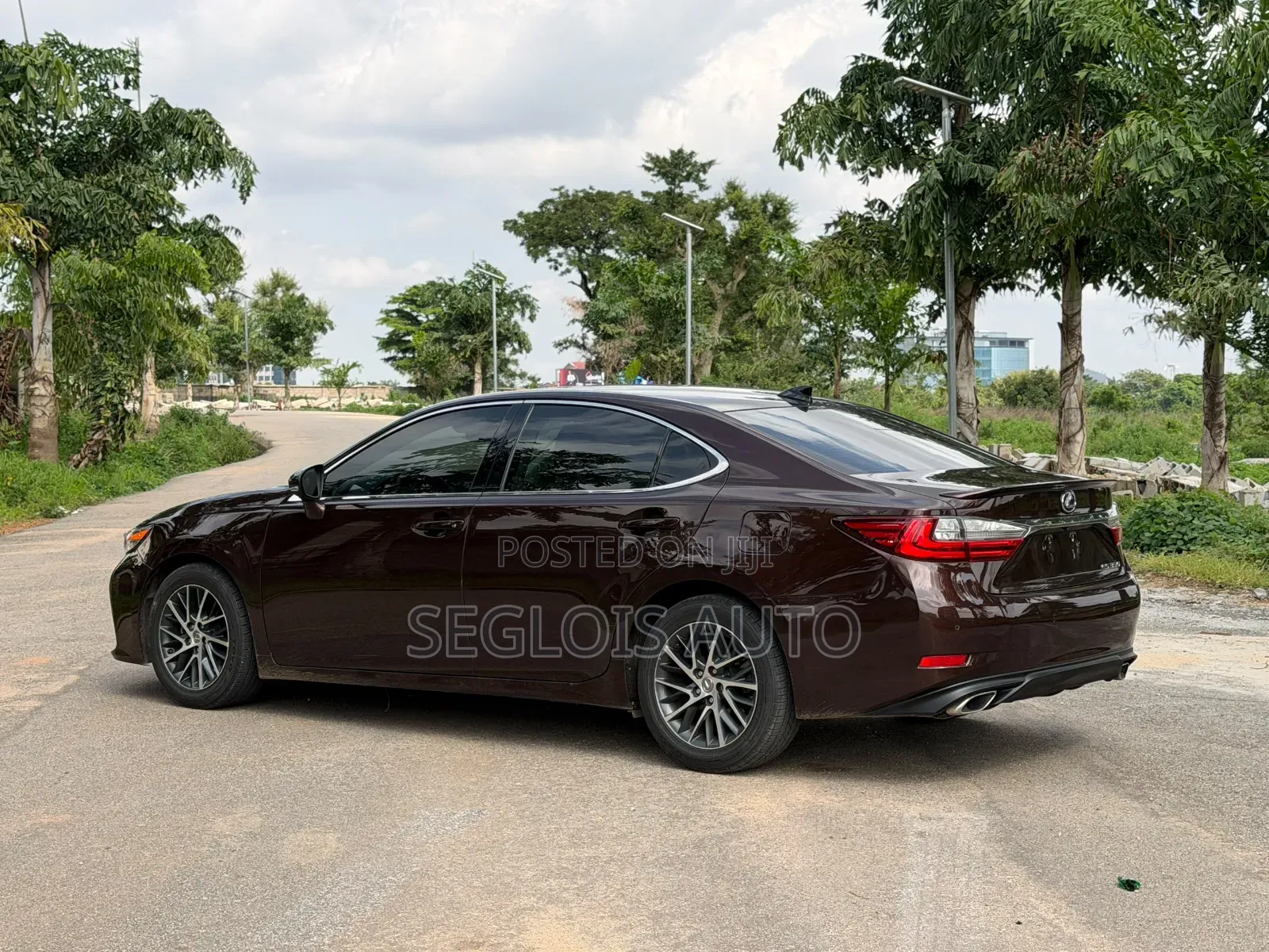 Lexus ES 2016 Maroon