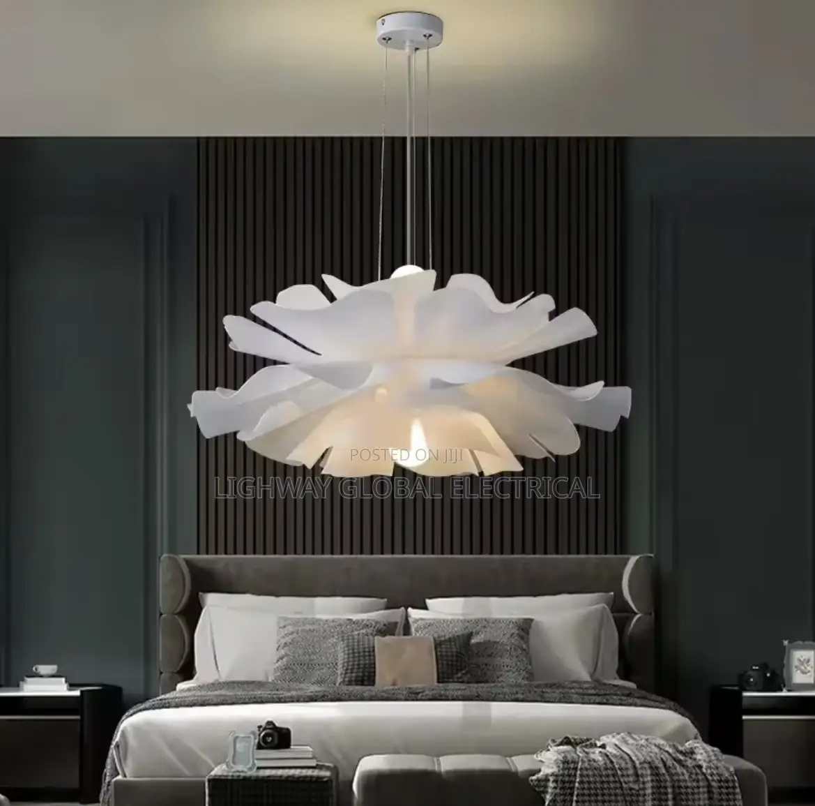 Retro Art Creative Acrylic Flower Cream Led Pendant Light
