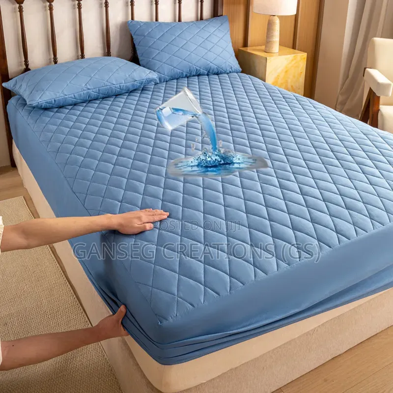Premium Waterproof Quilted Mattress Protector - All Bed Sizes