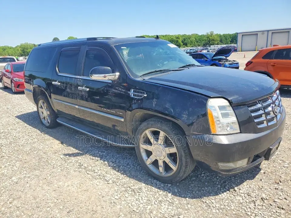 Cadillac Escalade ESV 2011 Black