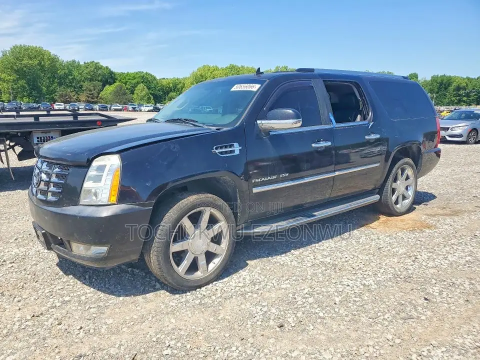 Cadillac Escalade ESV 2011 Black