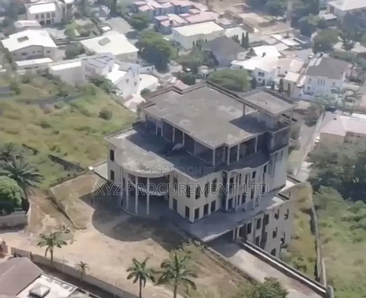 20bdrm Mansion in Maitama for sale