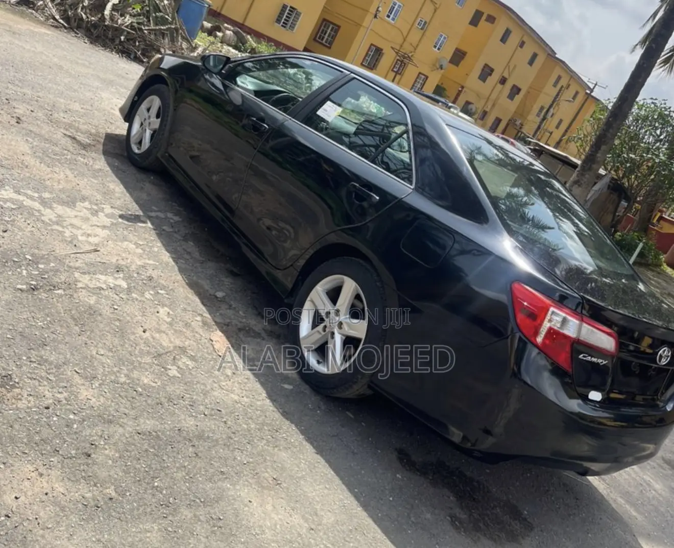 Toyota Camry SE 4dr Sedan (2.5L 4cyl 6A) 2013 Black