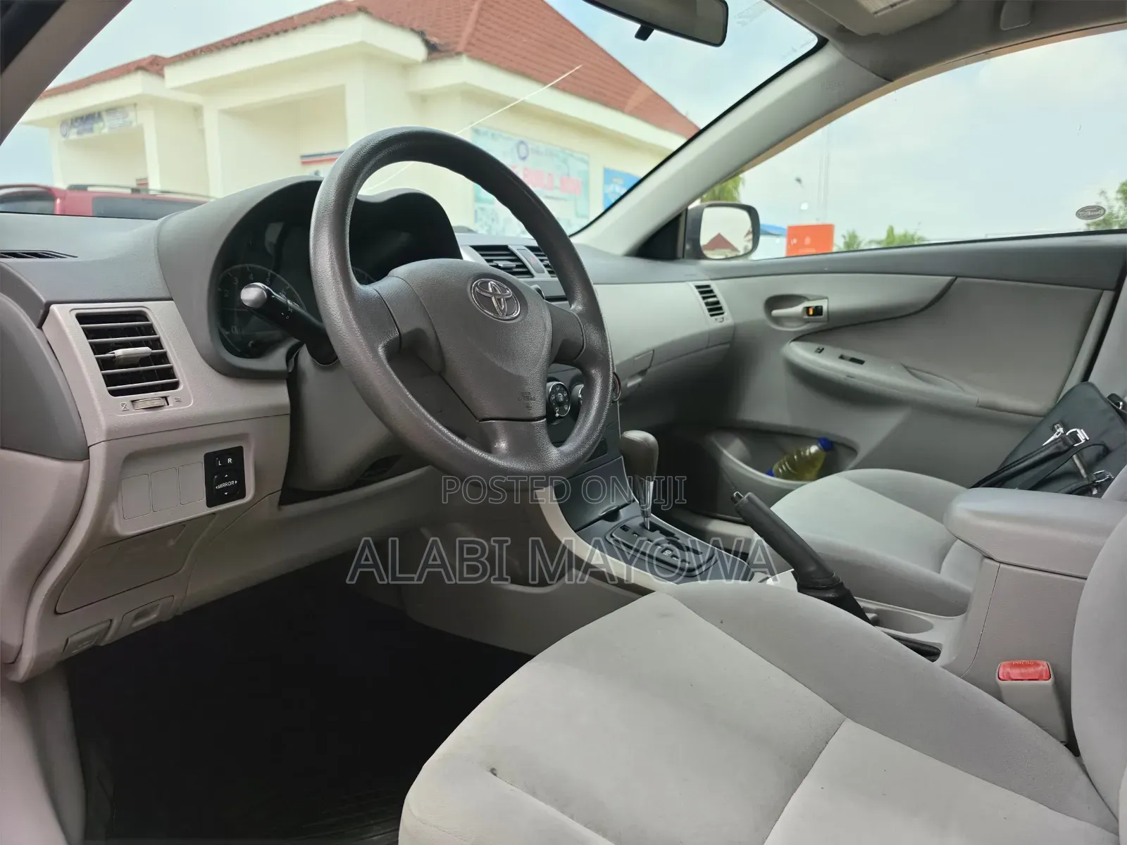 Toyota Corolla 2010 Red