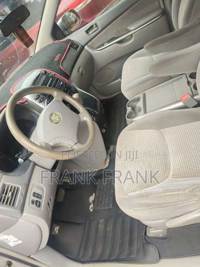 Toyota Sienna 2006 Silver