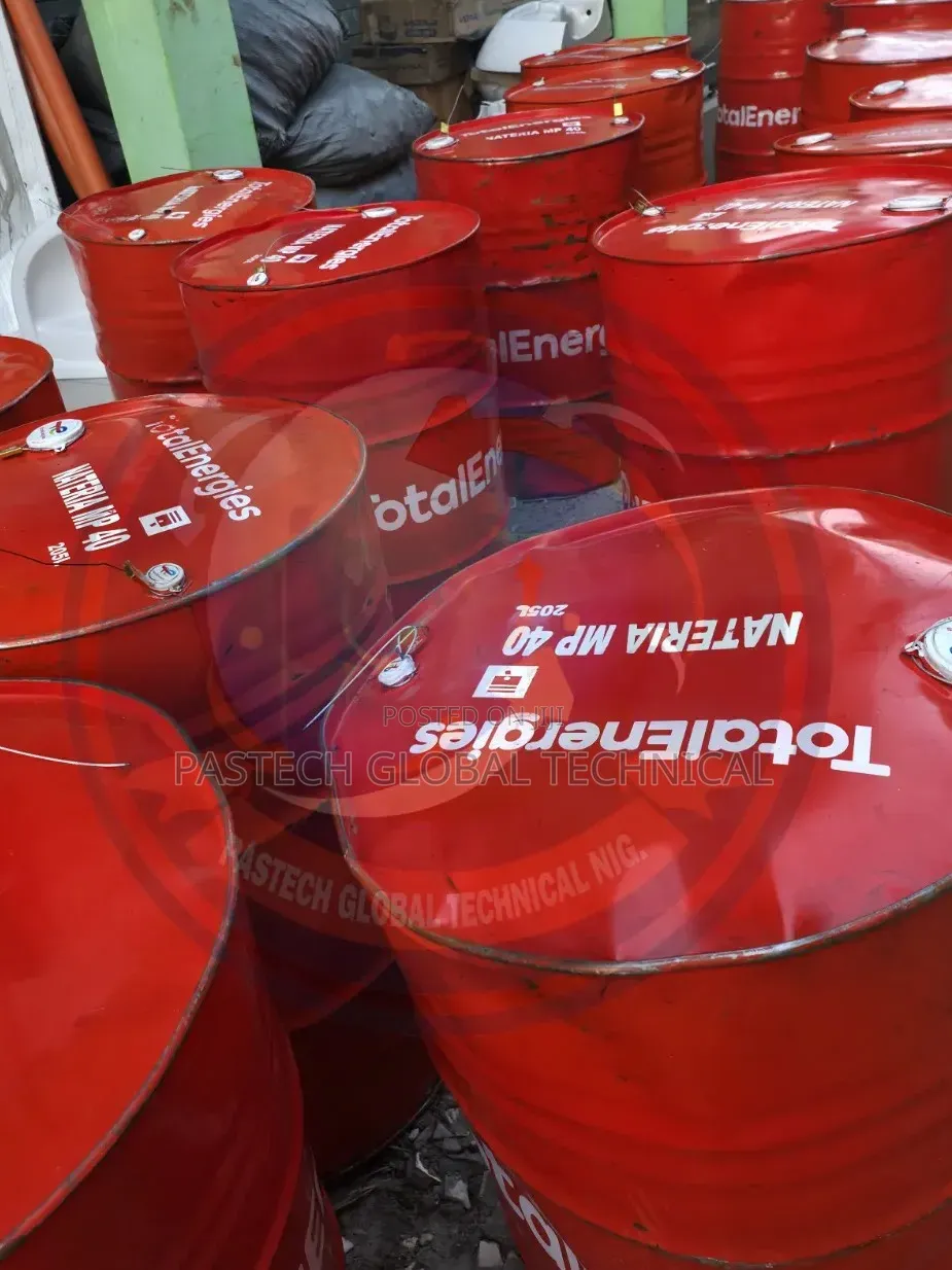 Totalenergies Nateria Mp 40// Industrial Lubricant