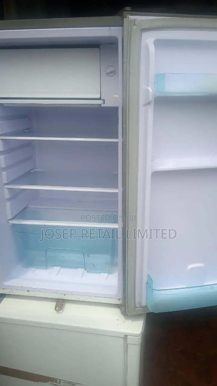Snowsea Table Top 100l Fridge Freezer