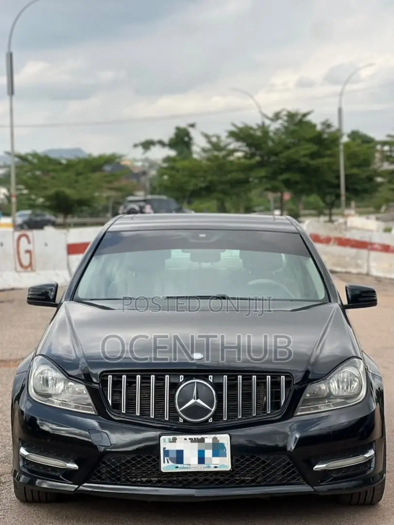 Mercedes-Benz C300 Luxury 4Matic Sedan AWD (3.5L 6cyl 7A) 2014 Black