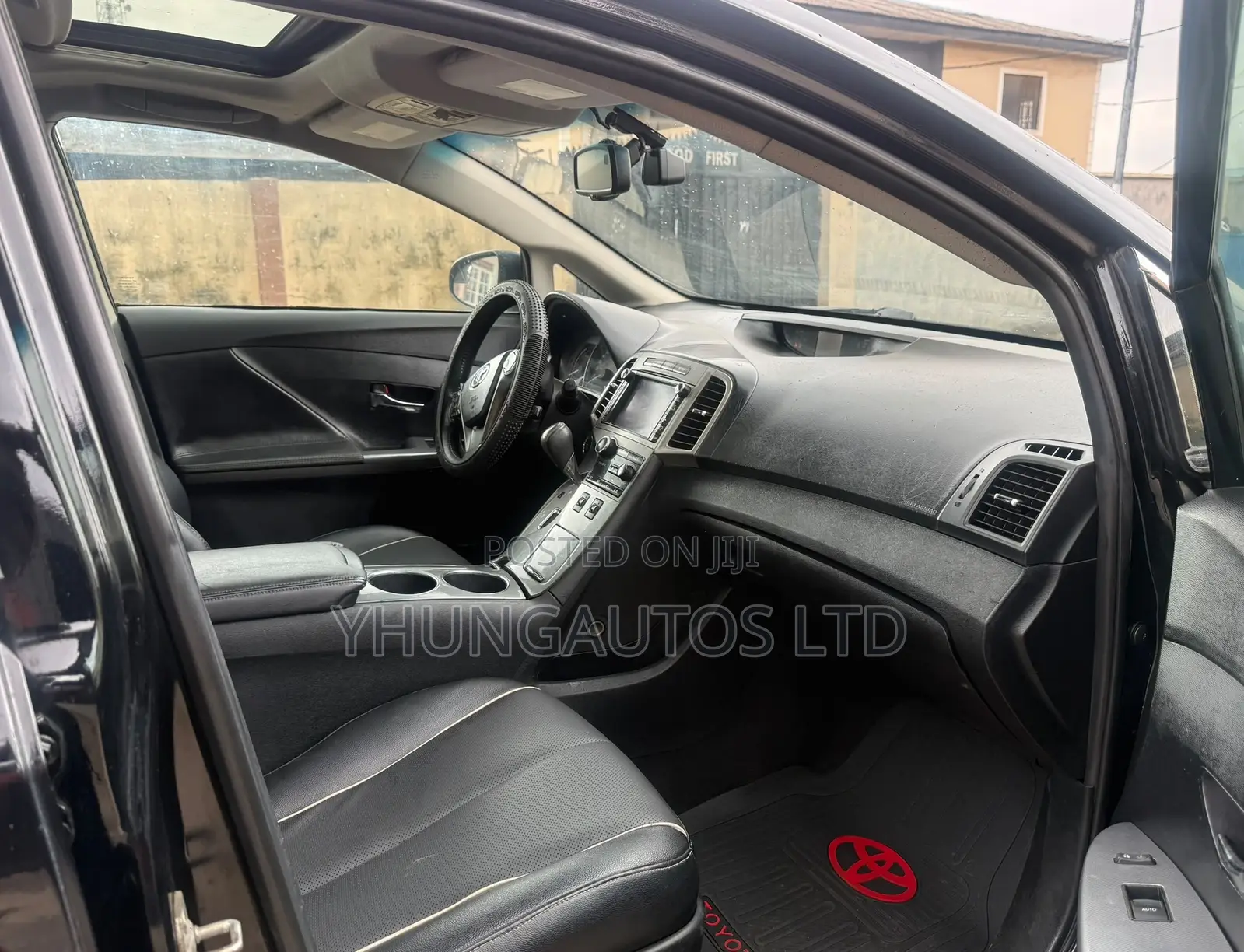 Toyota Venza Limited AWD V6 2013 Black