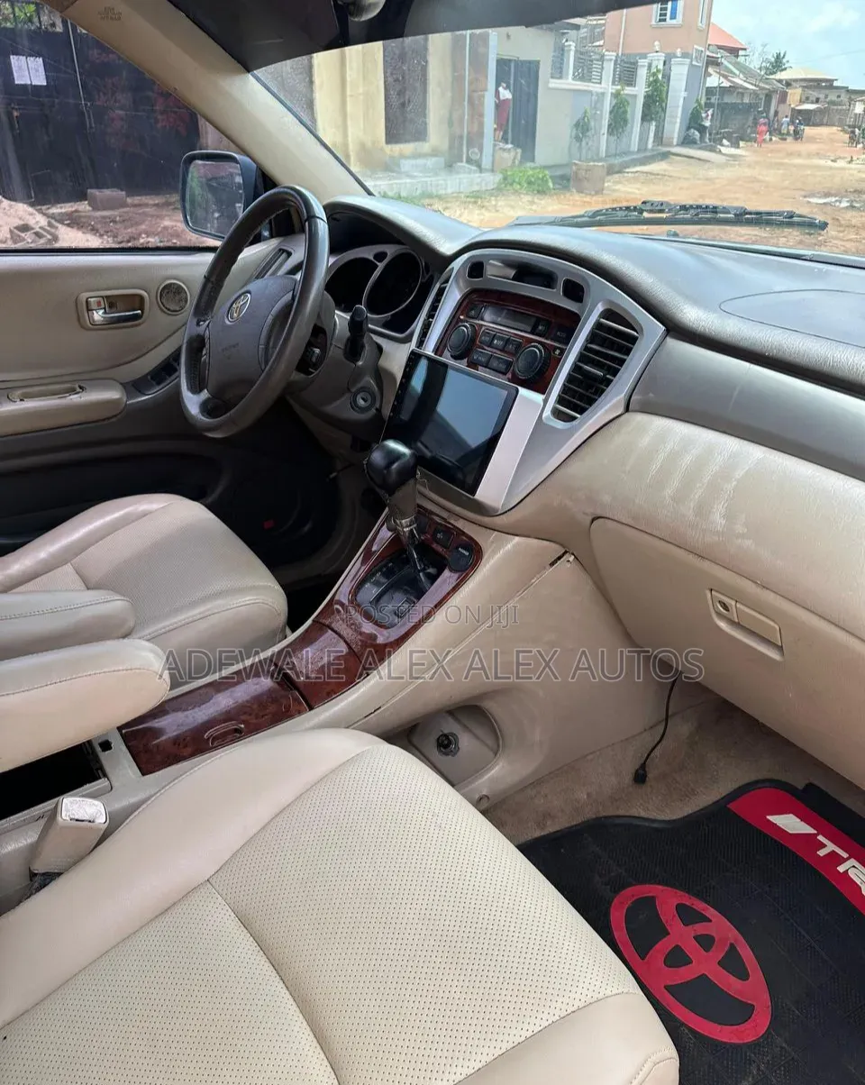 Toyota Highlander 2005 Blue