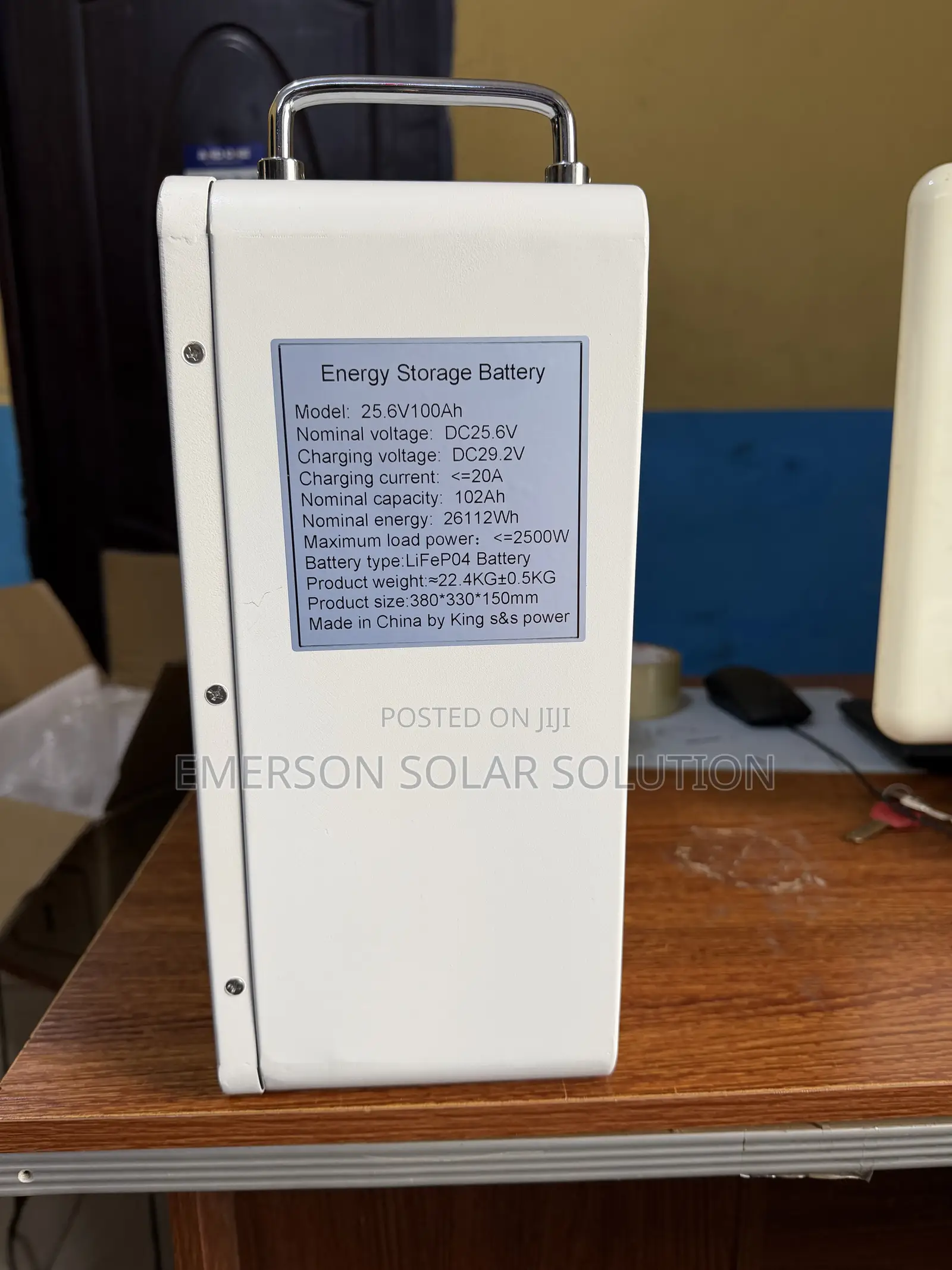 2.5kwh 100ah 24v Lithium Battery and One
