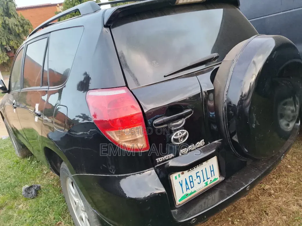 Toyota RAV4 2008 Black
