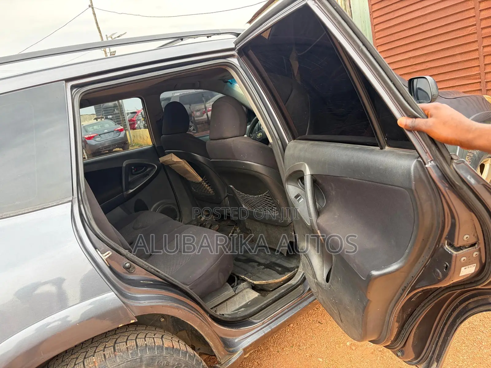 Toyota RAV4 2011 Brown