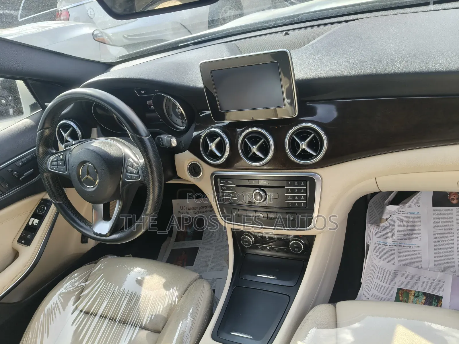 Mercedes-Benz GLA 250 2015 Off white