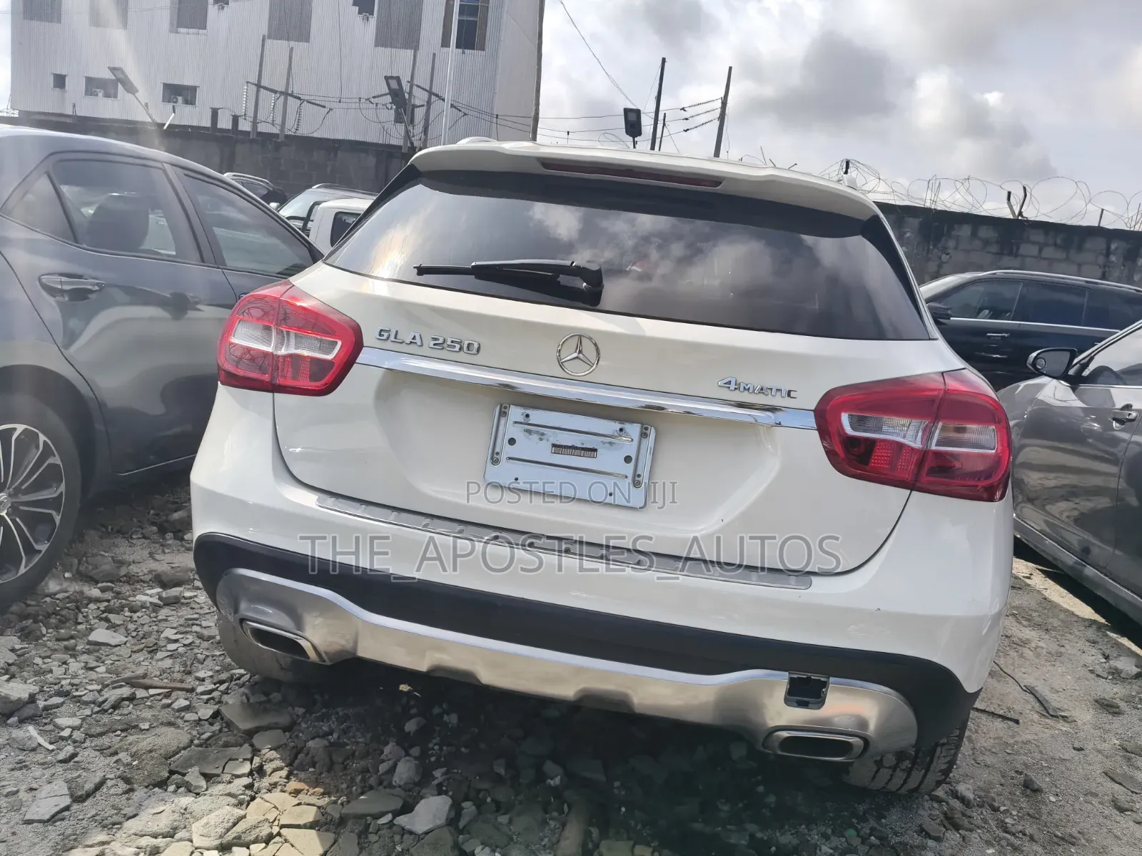 Mercedes-Benz GLA 250 2018 Off white