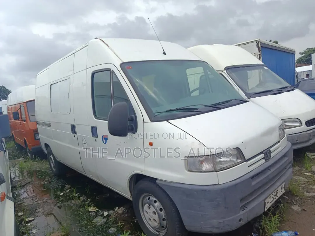 Peugeot Boxer 2005 White