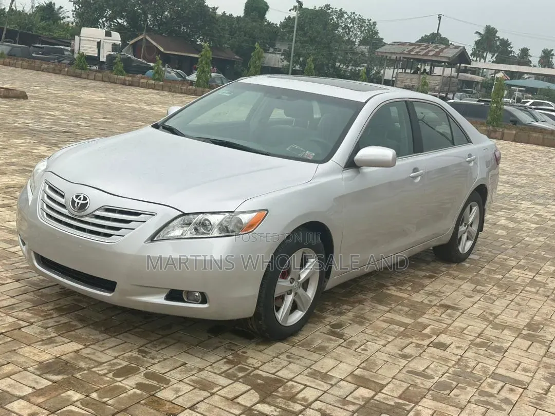 Toyota Camry V4/4 Plugs