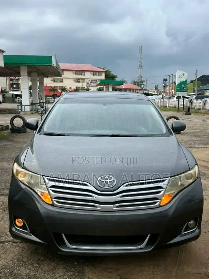 Toyota Venza 2010 Gray