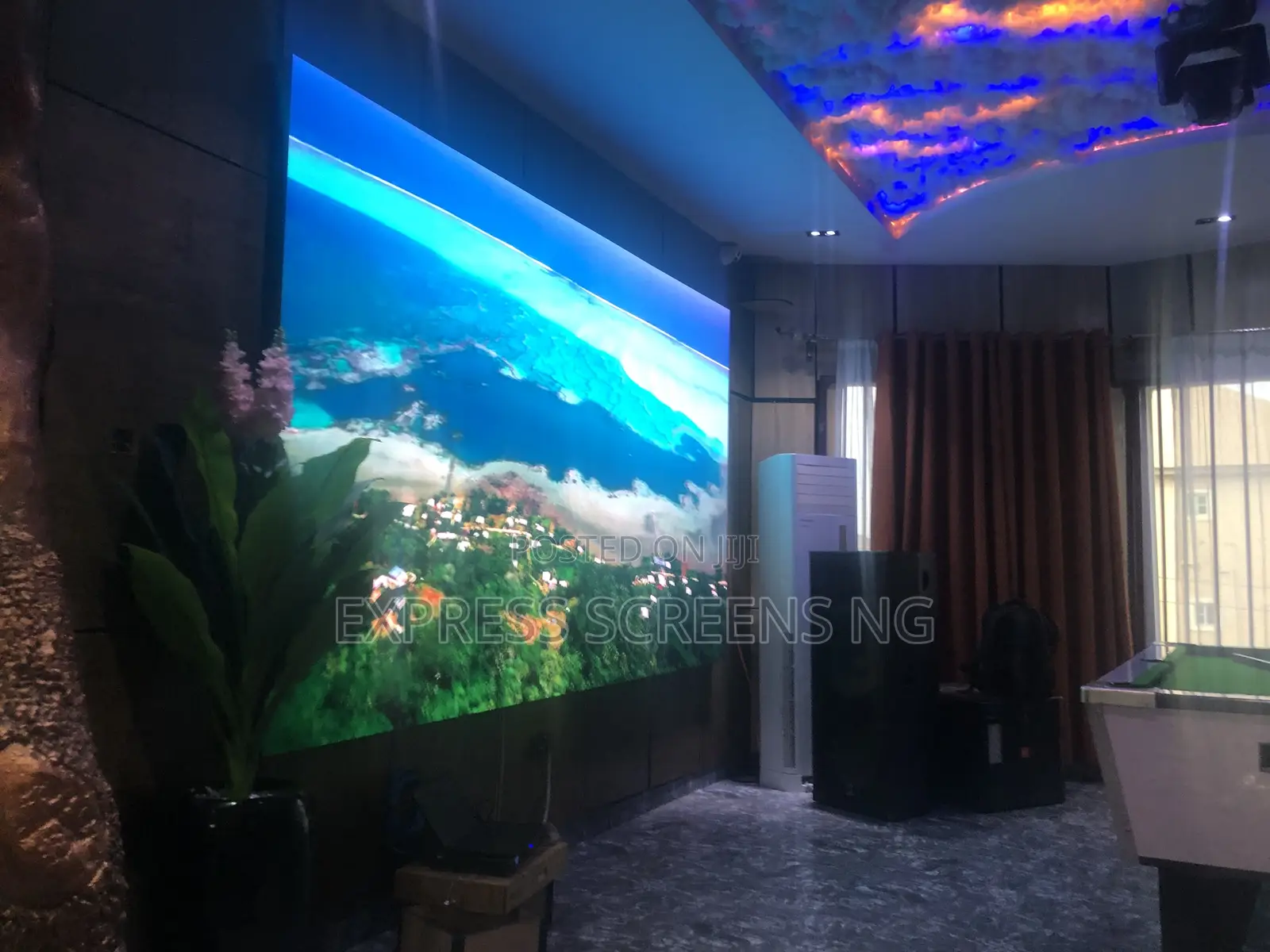 P2, P2.5, P3, P4 Indoors and Outdoors Led Display Screens