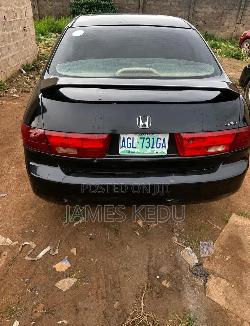 Honda Accord 2005 Black