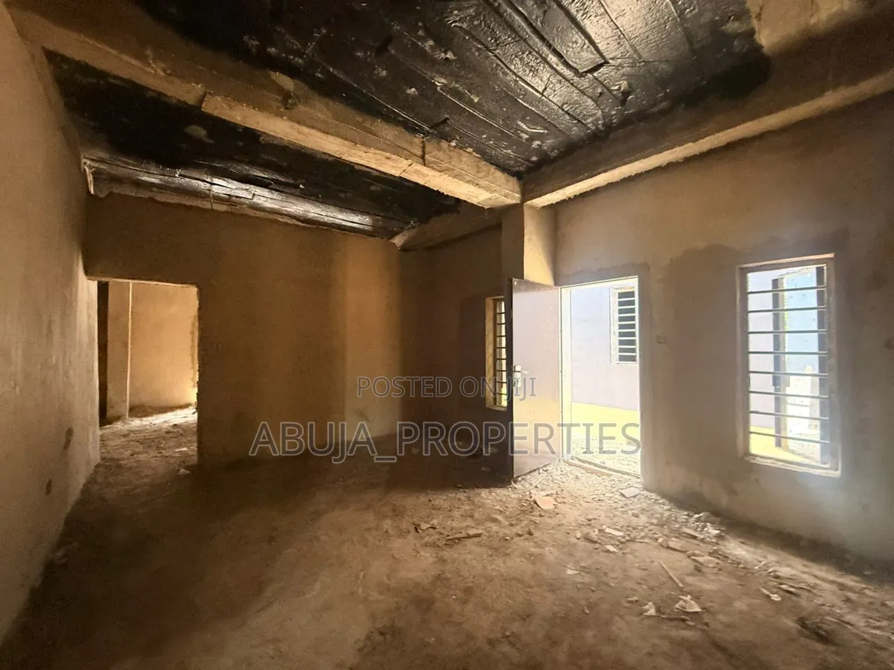 5bdrm Duplex in Gwarinpa for sale