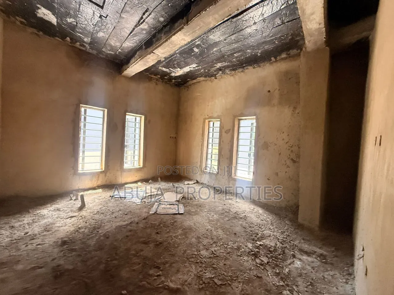 5bdrm Duplex in Gwarinpa for sale