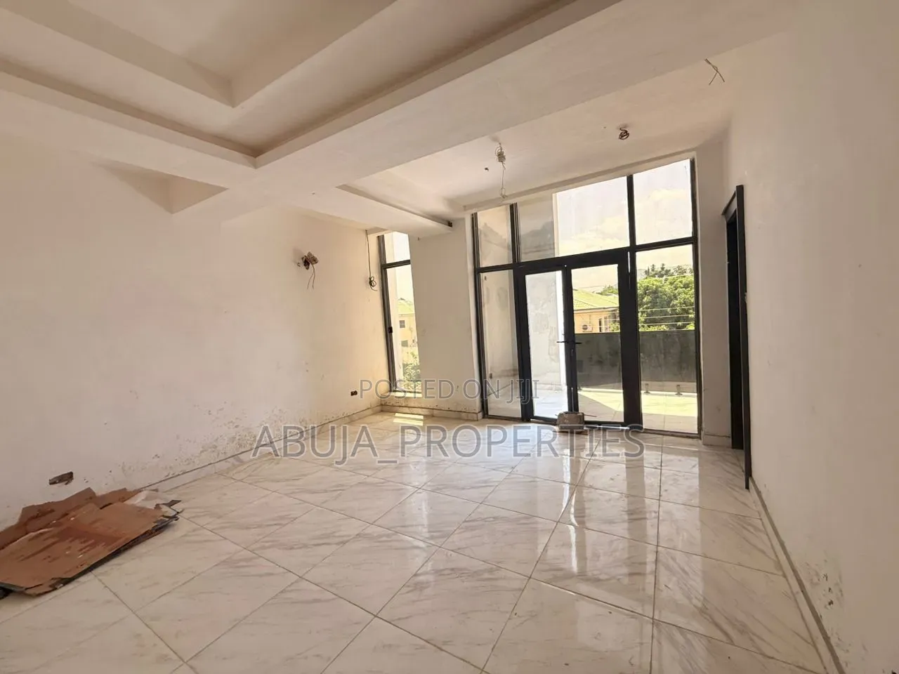 5bdrm Duplex in Gwarinpa for sale