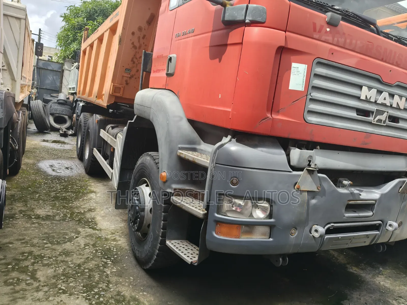Man Dump Truck Tipper 10 Tyres 10 Bolts