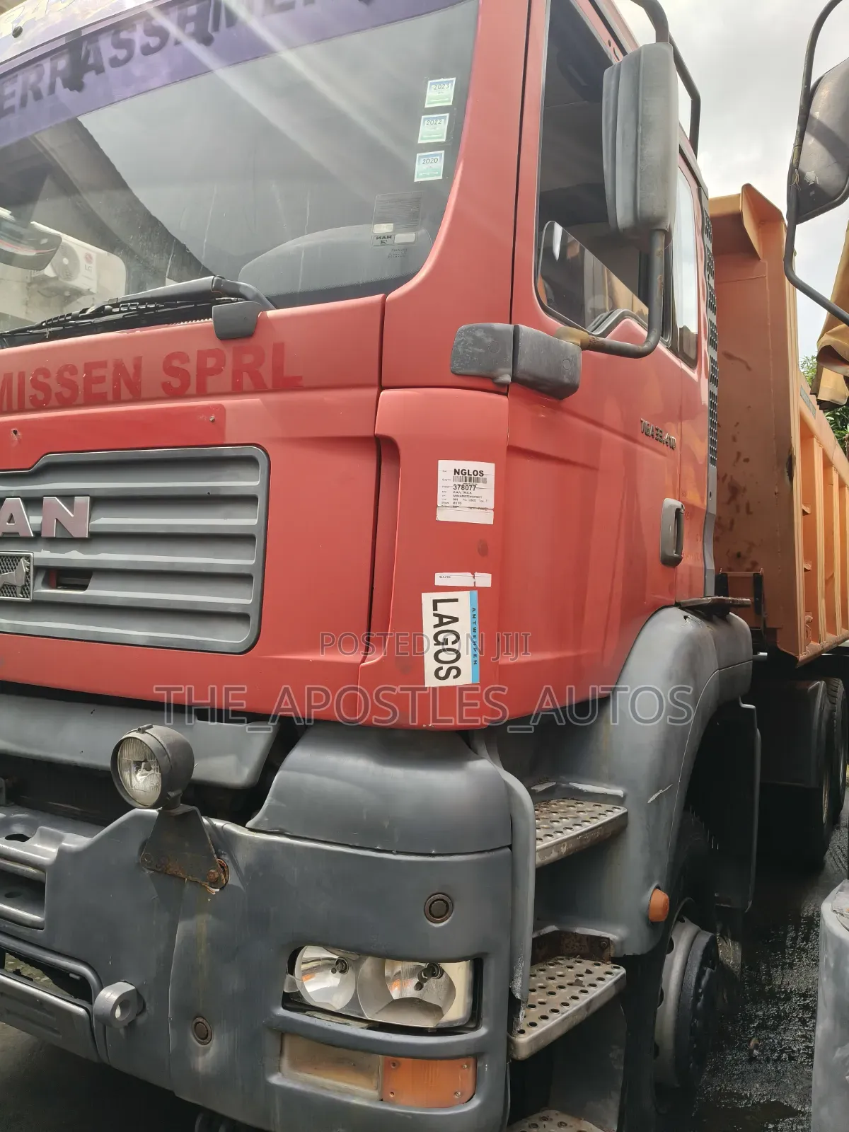 Man Dump Truck Tipper 10 Tyres 10 Bolts