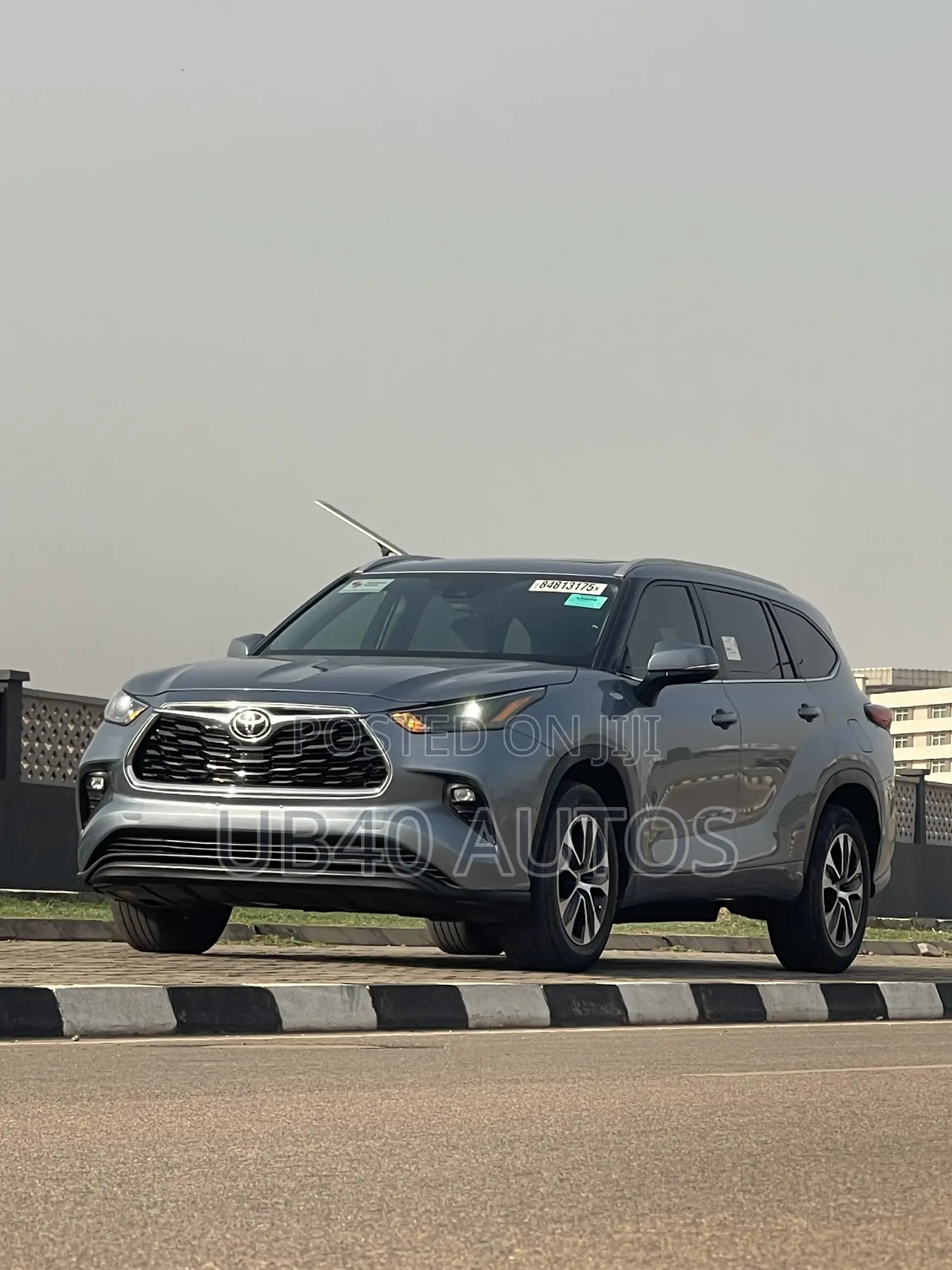 Toyota Highlander XLE AWD 2023