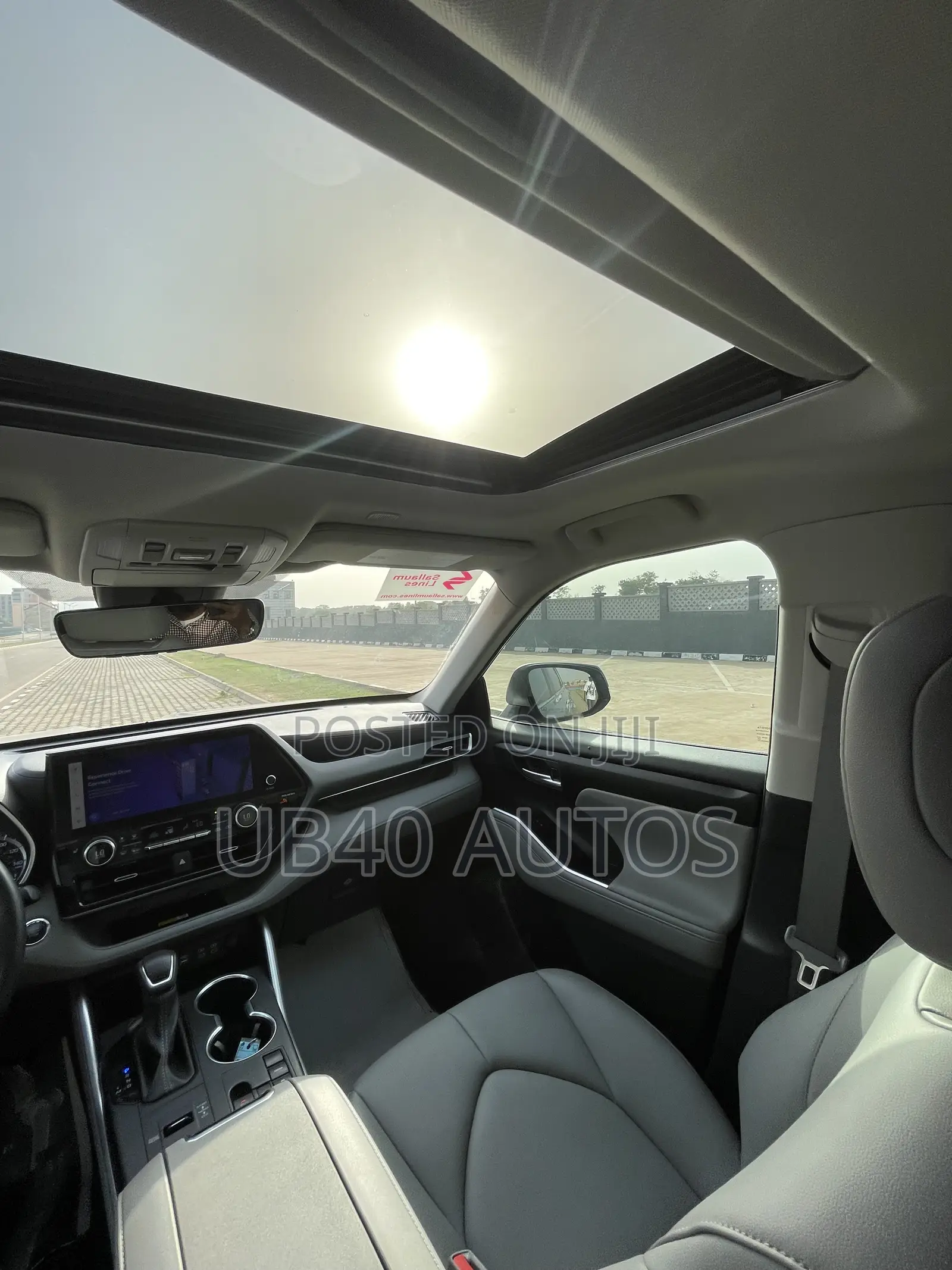 Toyota Highlander XLE AWD 2023
