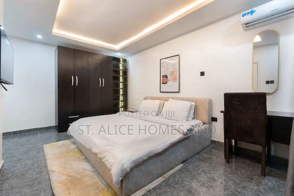 Ahiij 3 Bedroom Apartment With Ps5, Gym And Swimming Pool, (Vi), Lagos