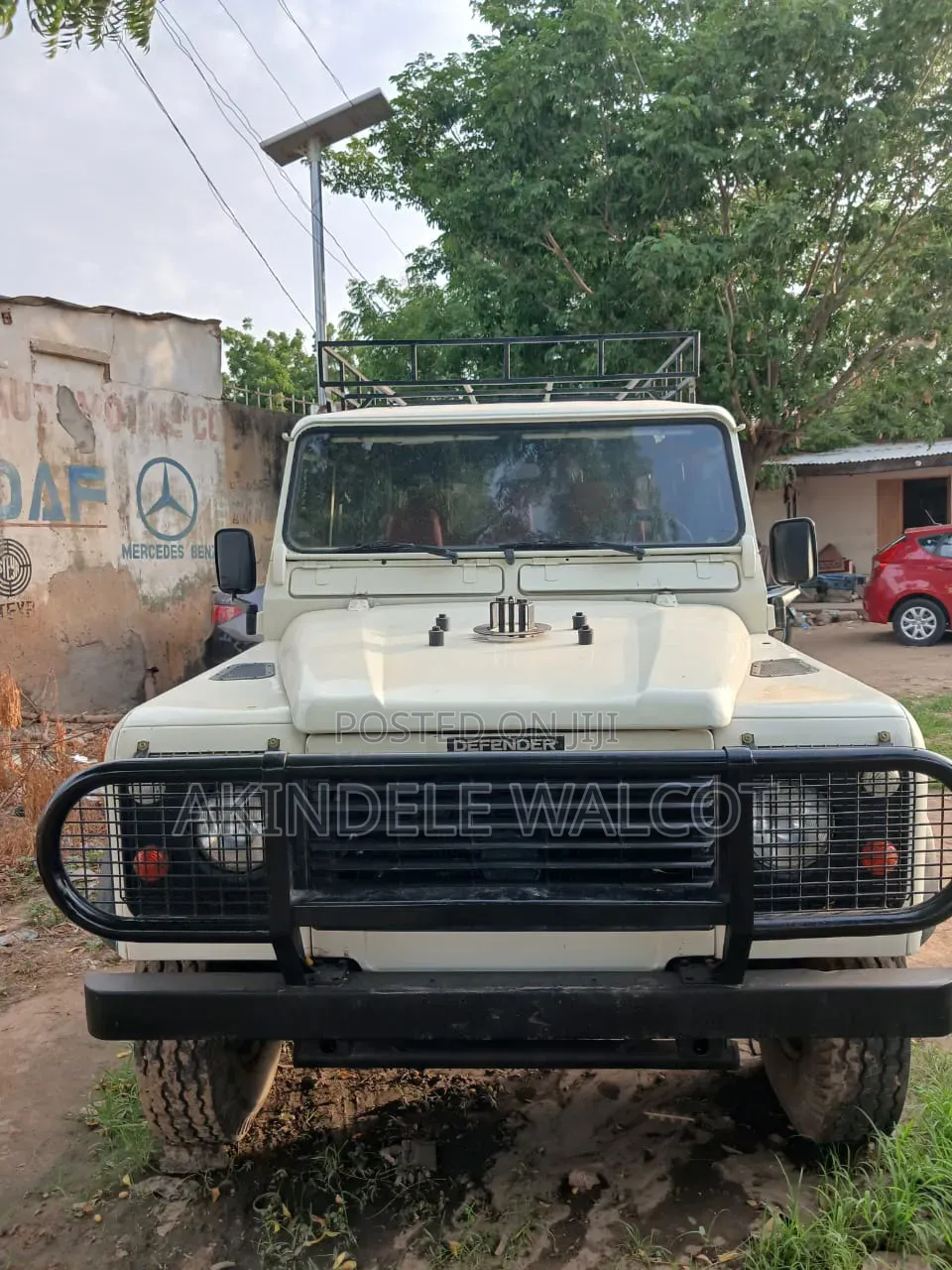 Land Rover Defender 2002 White