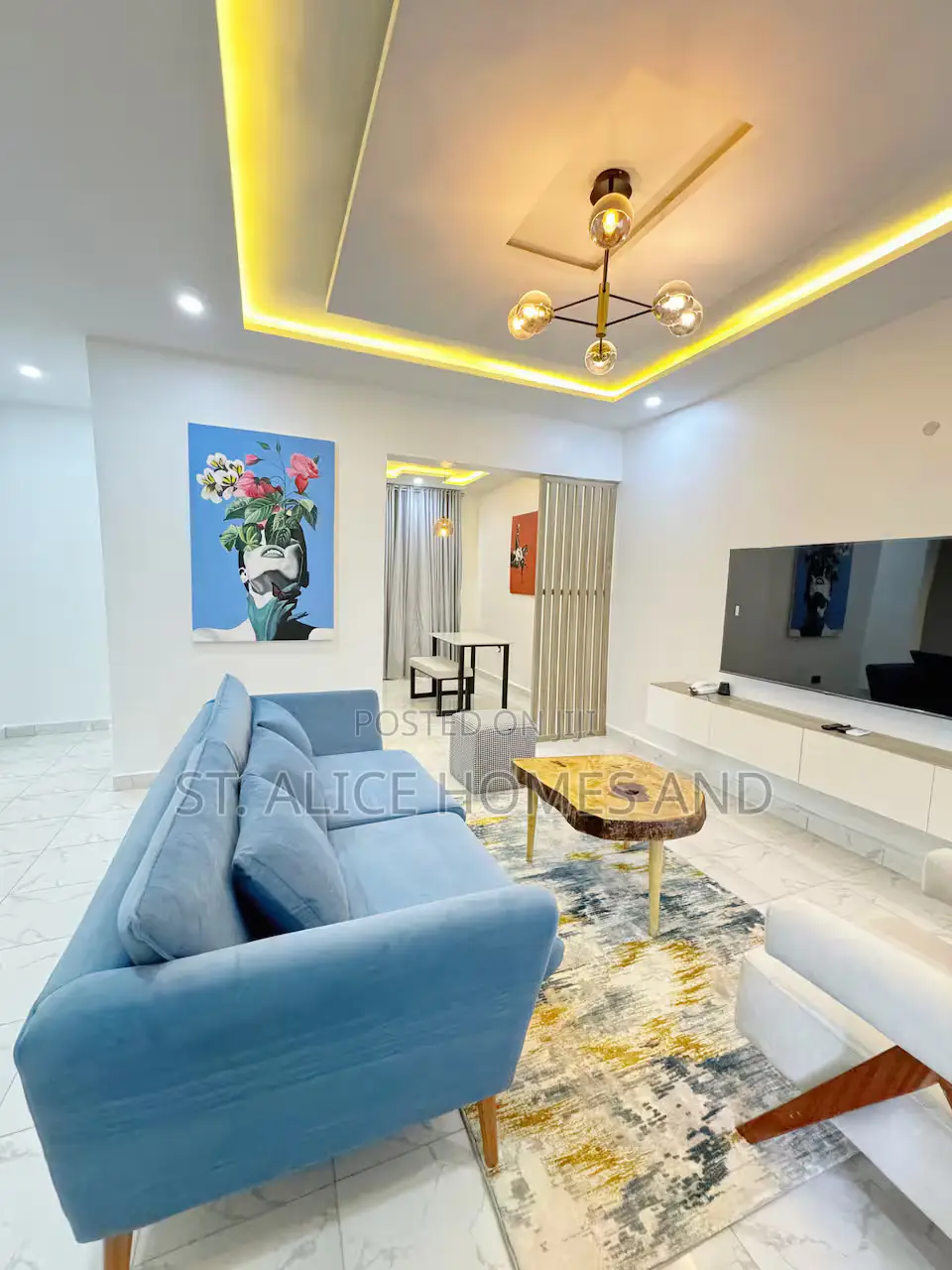 Madisonvillage Blue Stylish 2 Bedroom Apartment, Lugbe District, Abuja