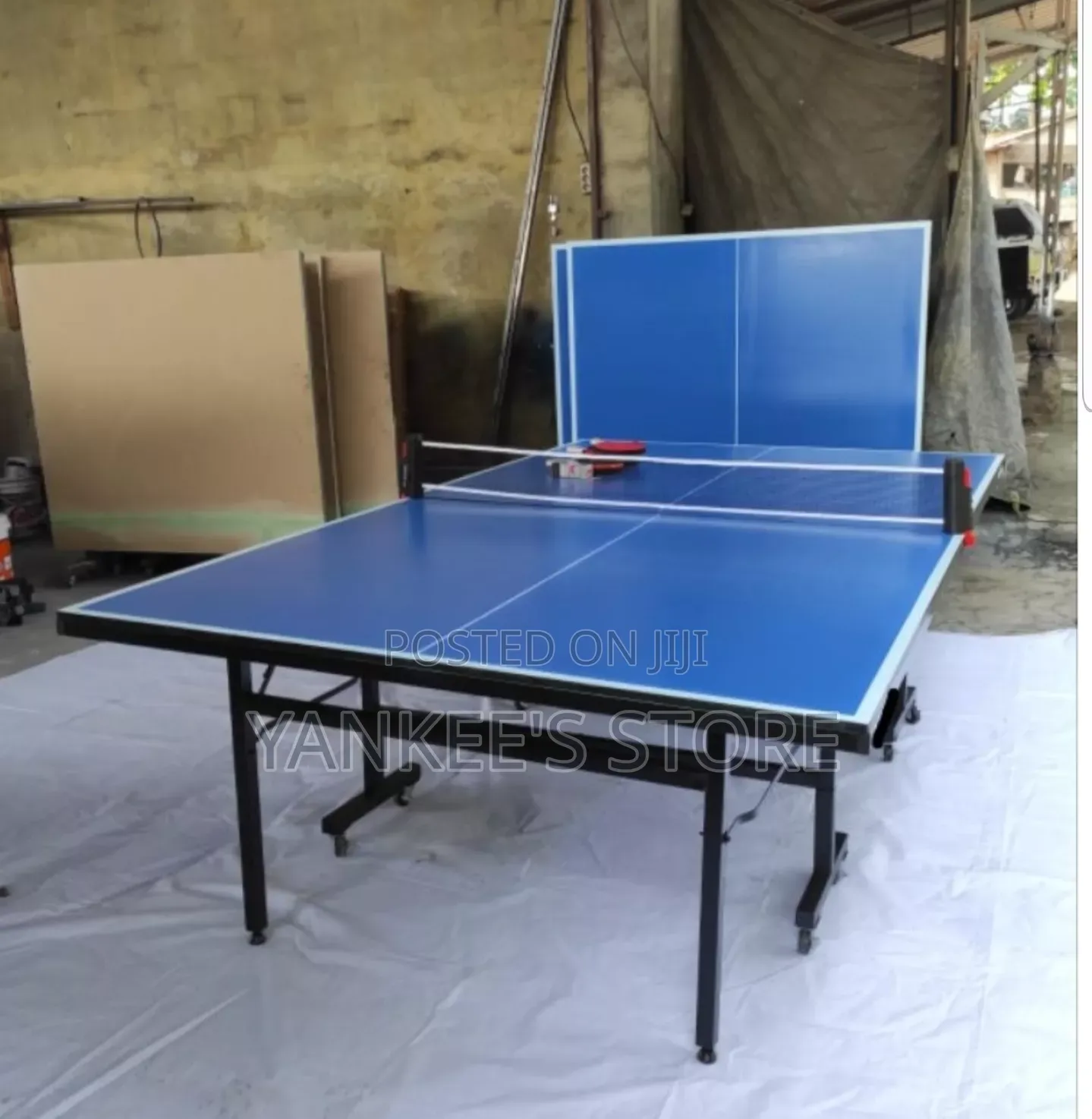 Brand New Indoor/Outdoor Foldable Table Tennis Board