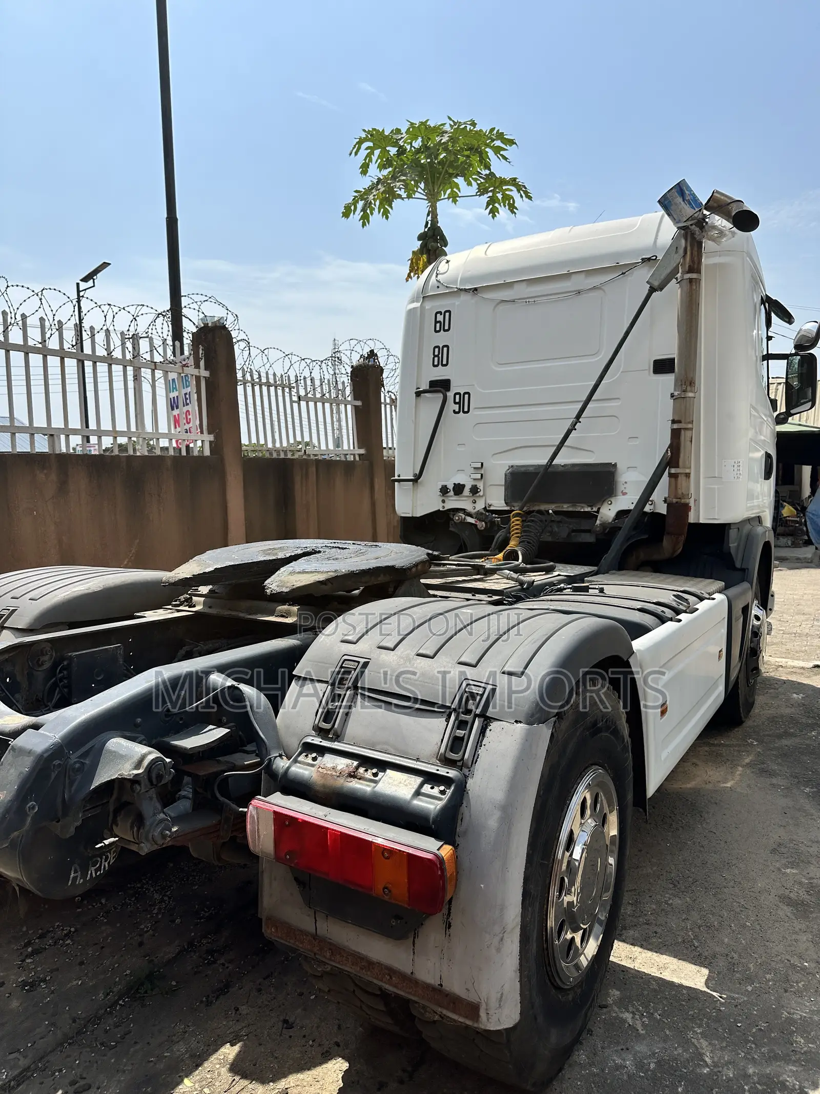 Foreign Used Scania 124g 4-Series Manual Truck Head