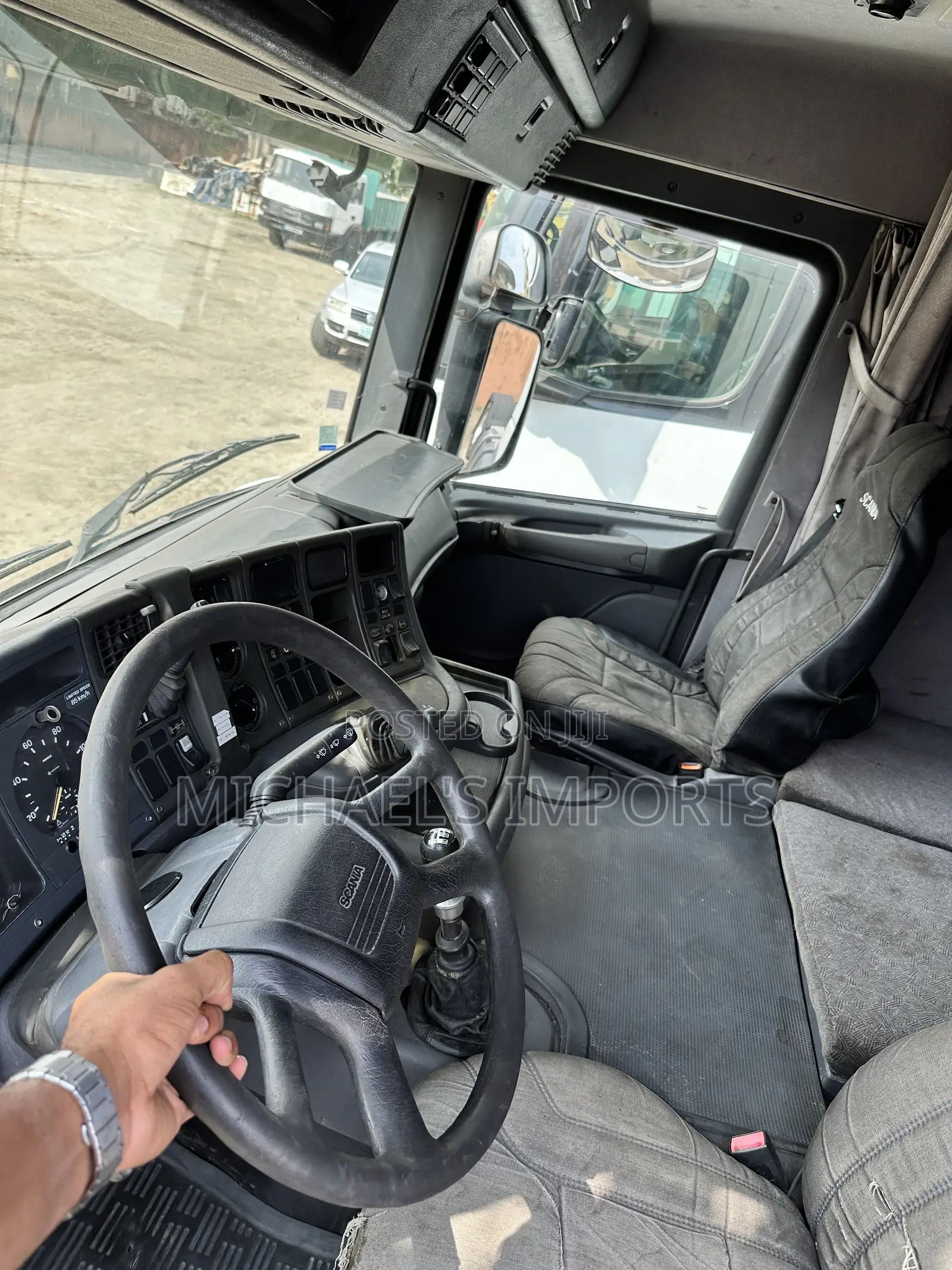 Foreign Used Scania 124g 4-Series Manual Truck Head