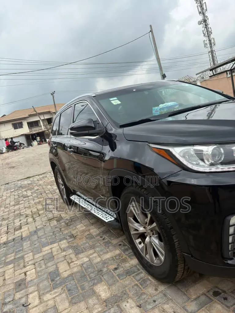Toyota Highlander 2015 Black