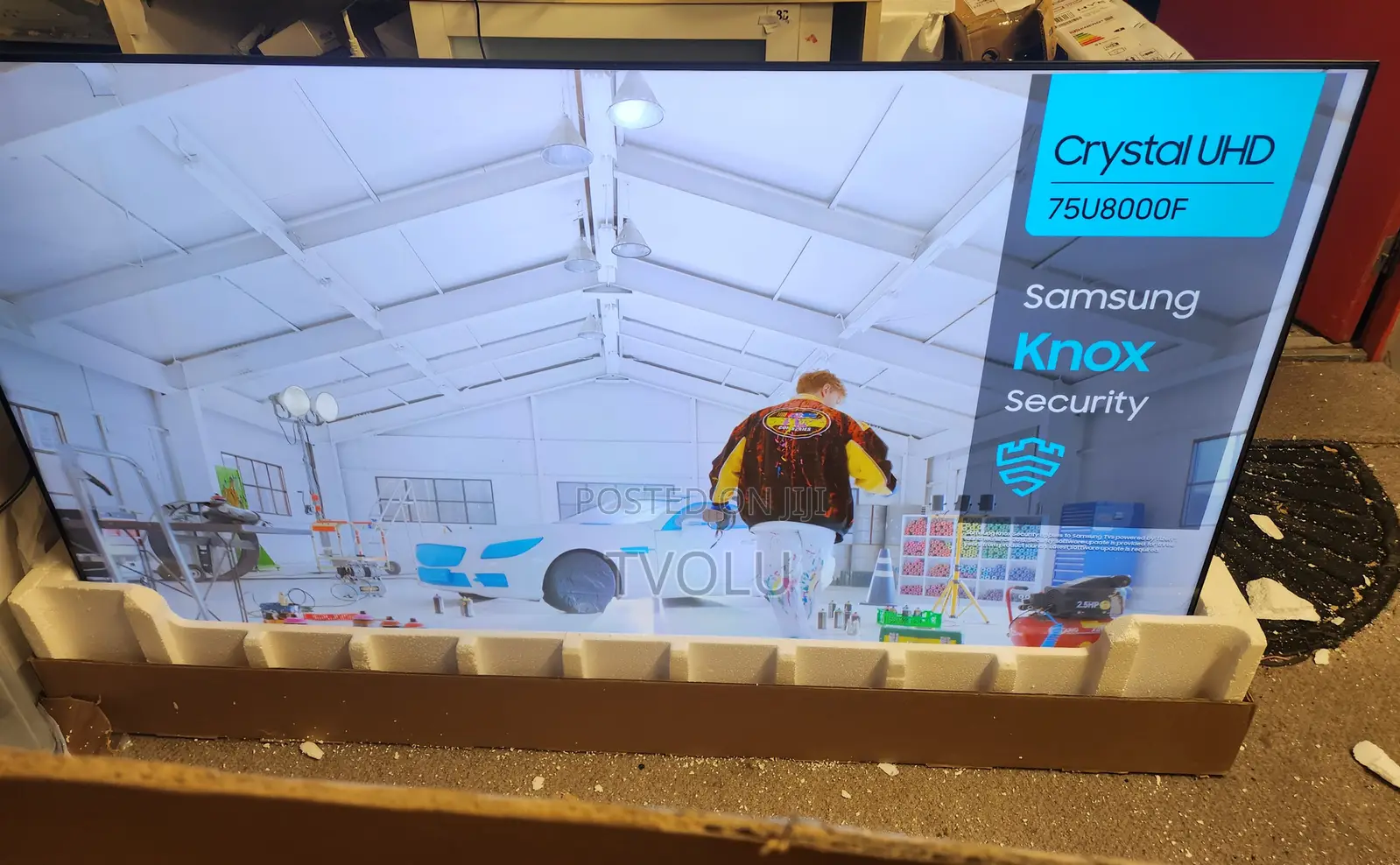 Samsung 75" Crystal Uhd HDR Smart Tv (2025 Model) Ue75u8000f
