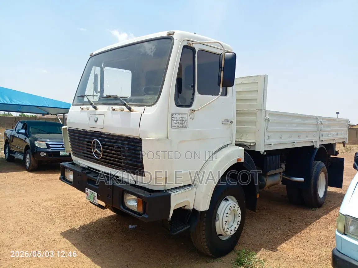 Mercedes Benz Flat Head Truck