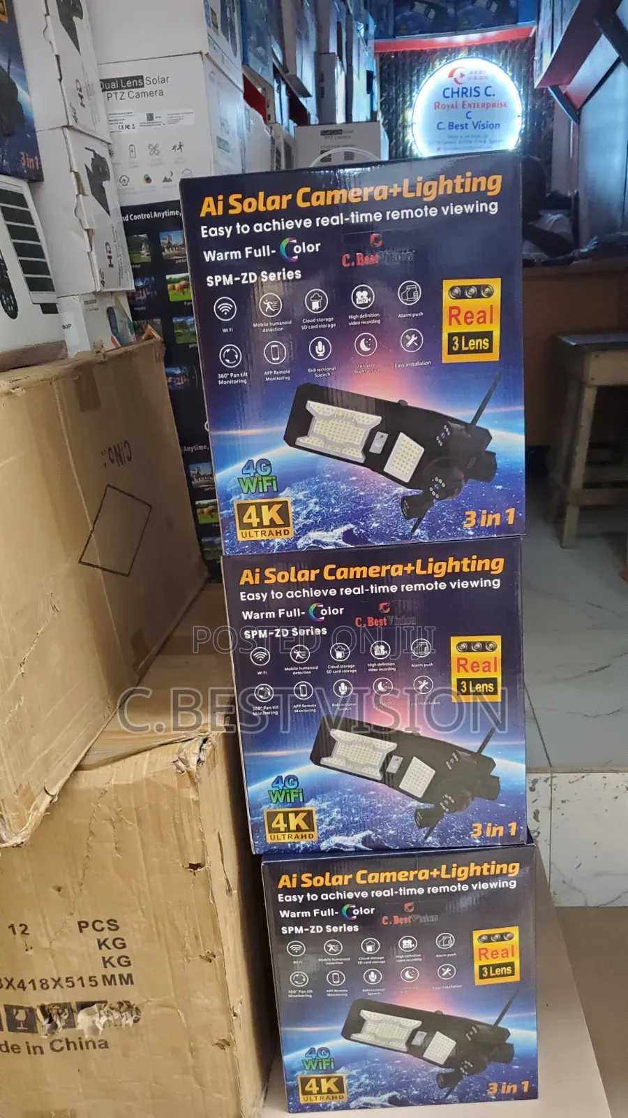 V380 Real 3lens Solar Streetlight Camera